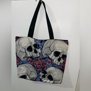 Skull tote bag